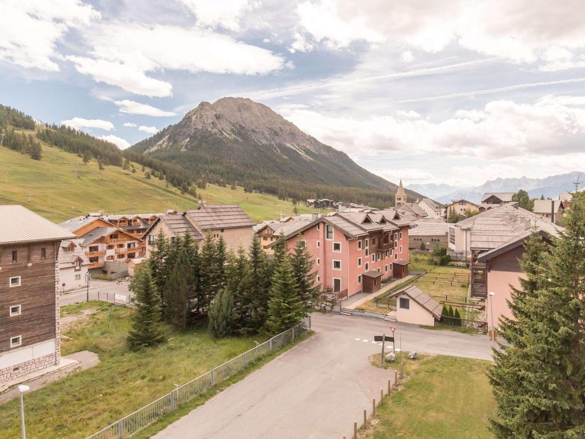 Studio Coquet A Montgenevre Avec Parking, Ideal Pour 3 Personnes - Fr-1-330D-64 Екстер'єр фото